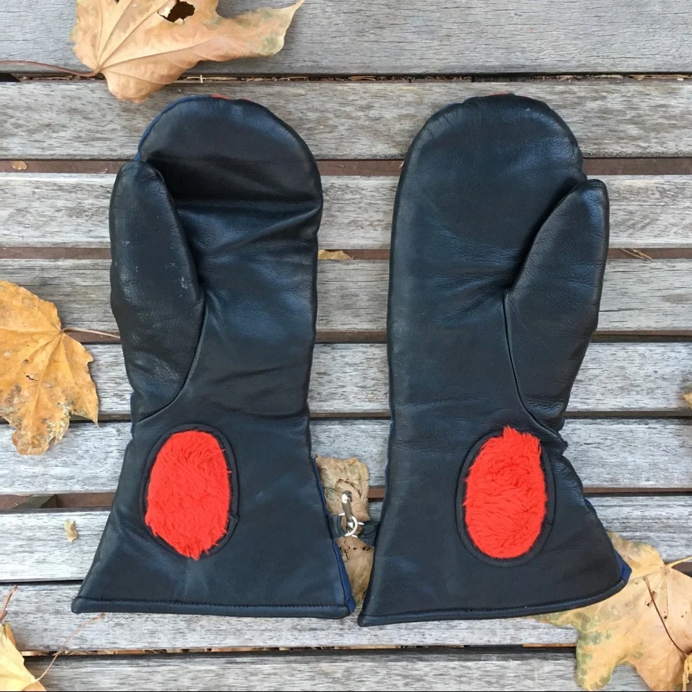Vintage Red & Blue Mittens Ladies Large